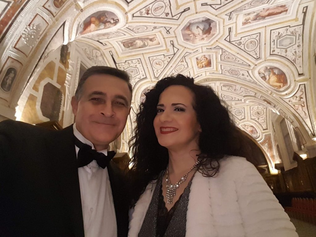 Il soprano Olga De Maio ed il tenore Luca Lupoli nella Sala Vasari